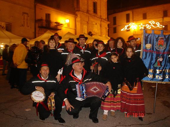 16-11-2008-appassimenti-aperti-serrapetrona